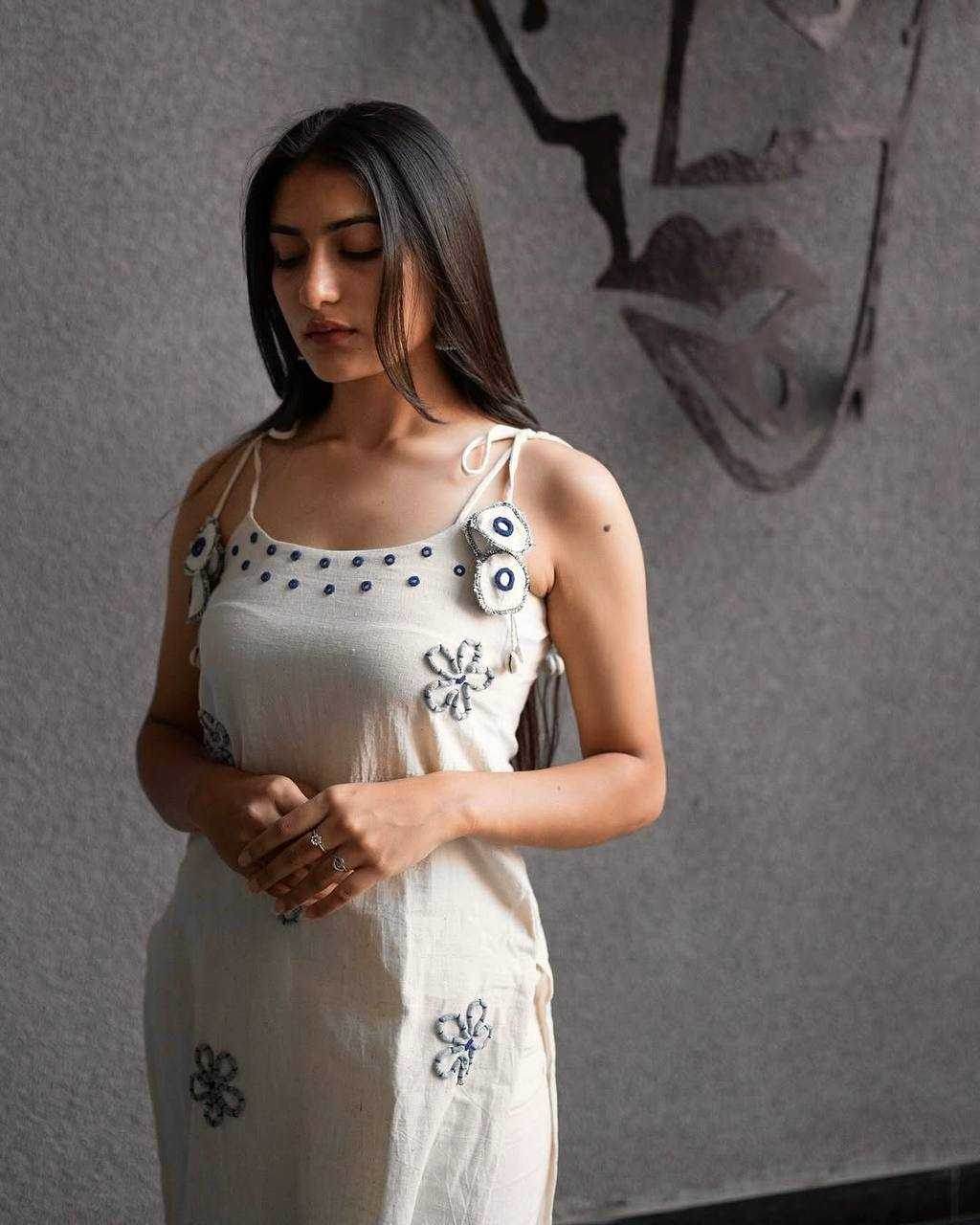 Heavy Roman Silk Mirror Work Sleeveless Kurti - MYLUXURY LANE ENTERPRISE